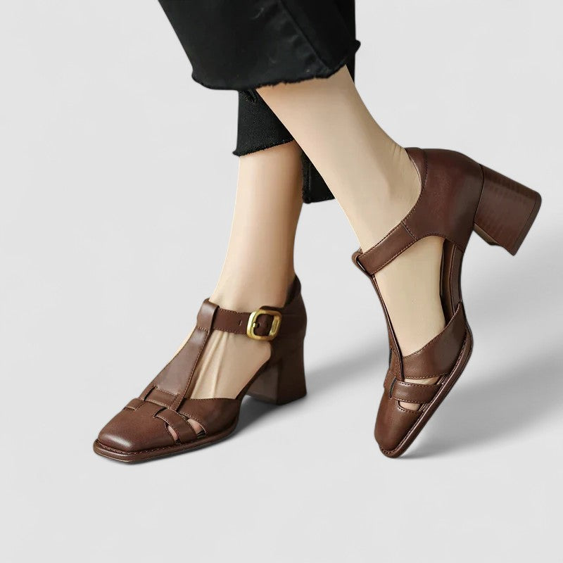 Elyxiana | Tacones ortopédicos con correa en T