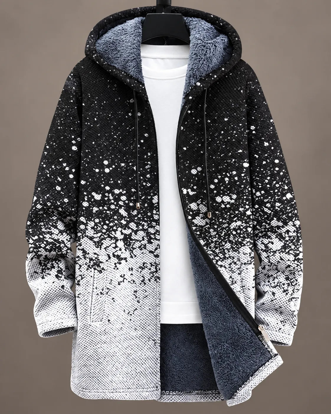 Celeste | Chaqueta monocromática de lunares con capucha