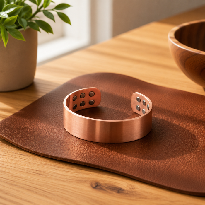Mala | Pulsera con acabado cobrizo