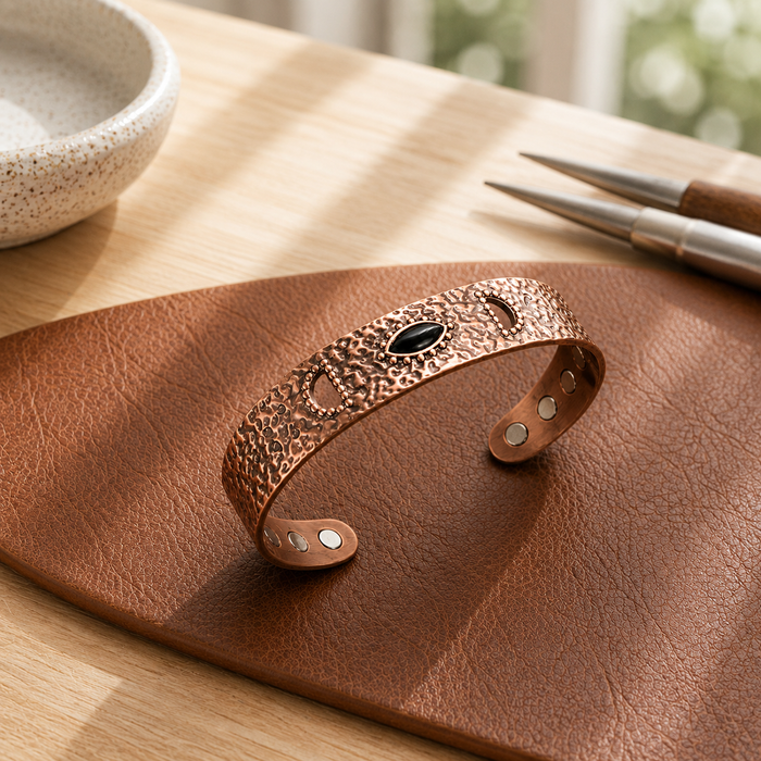 Pedernal | Pulsera con acabado cobrizo