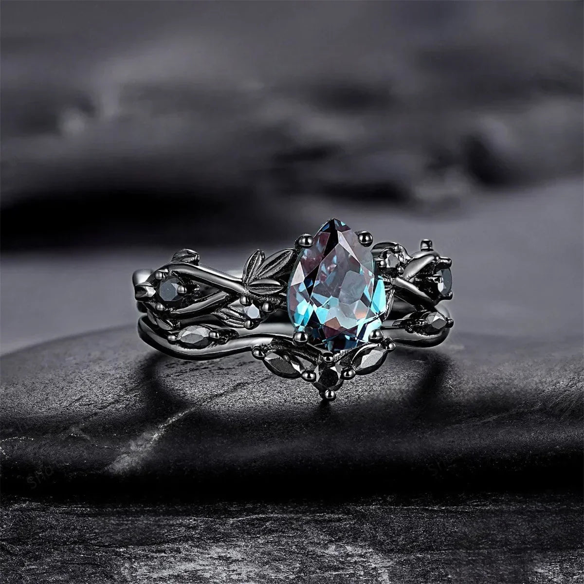 Anillo Skumringsvedbend - Luna azul