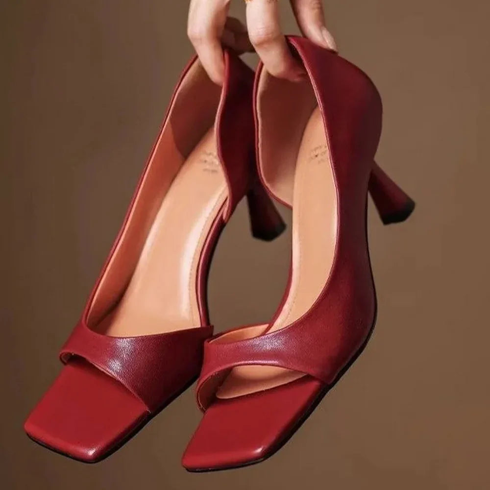 tacones de cuero valentina