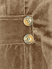 Sutton™ | Cárdigan de terciopelo color camel con botones de lazo