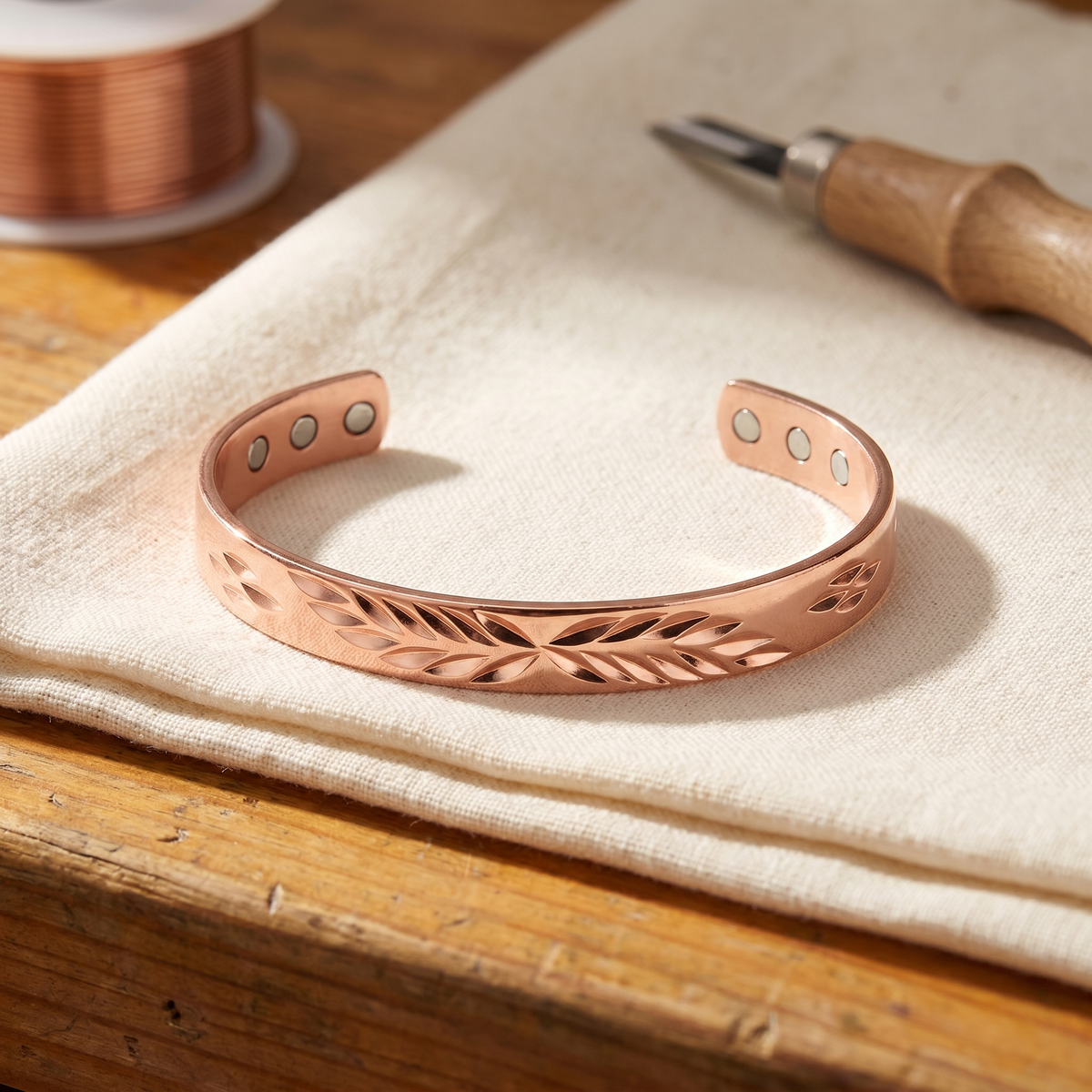 Pulsera de cobre con luna