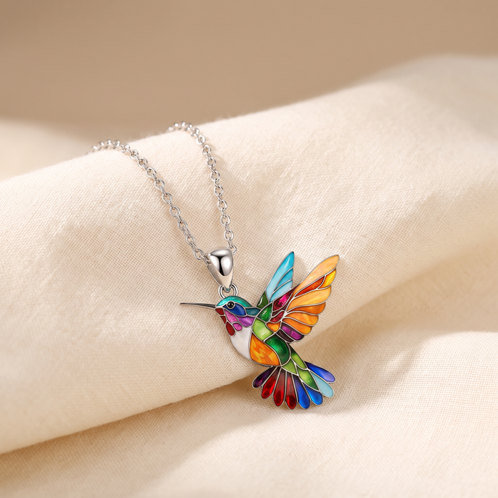 hermoso collar de colibrí