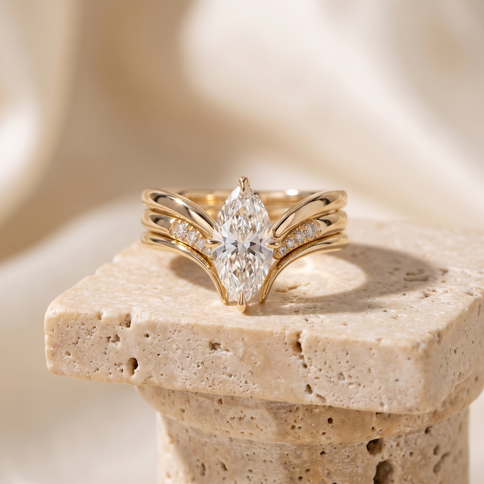Diana - anillo de oro con cristal