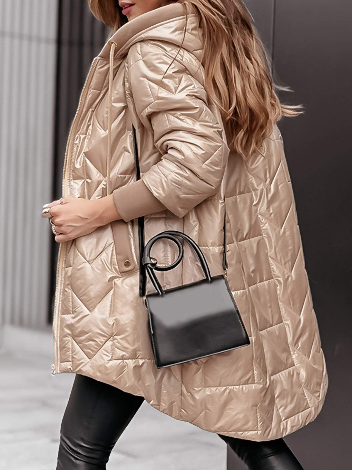 Marina | Chaqueta con capucha de estilo
