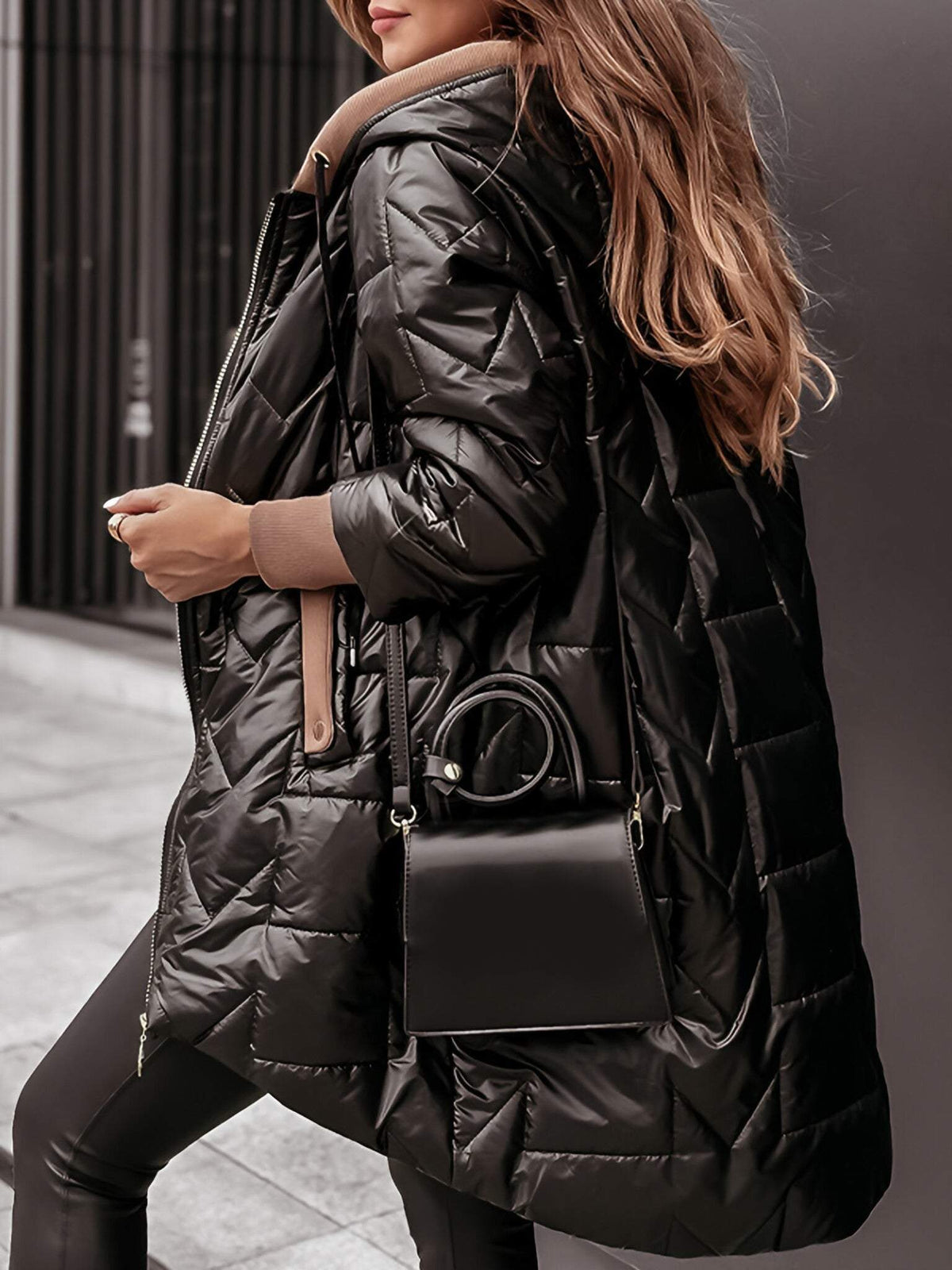 Marina | Chaqueta con capucha de estilo