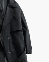 Trench clásico de doble botonadura